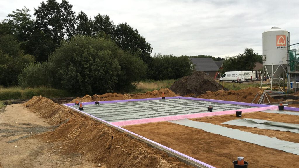 Einschalen fürs anschließende Schütten