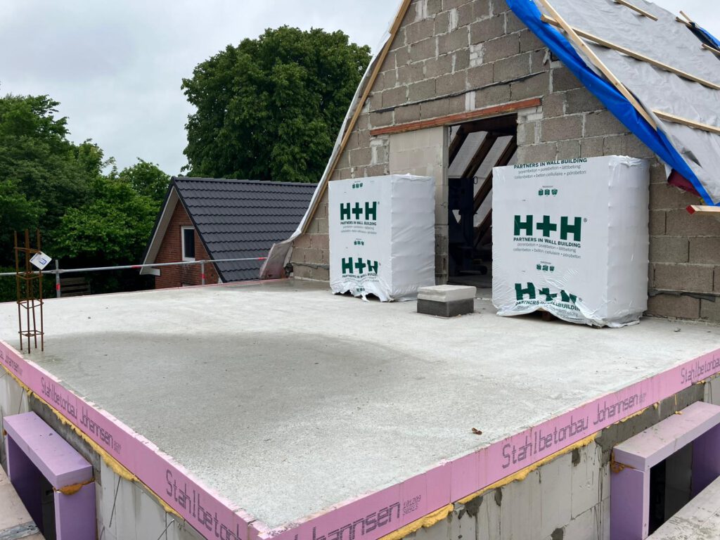 Anbau Betondecke ist fertig